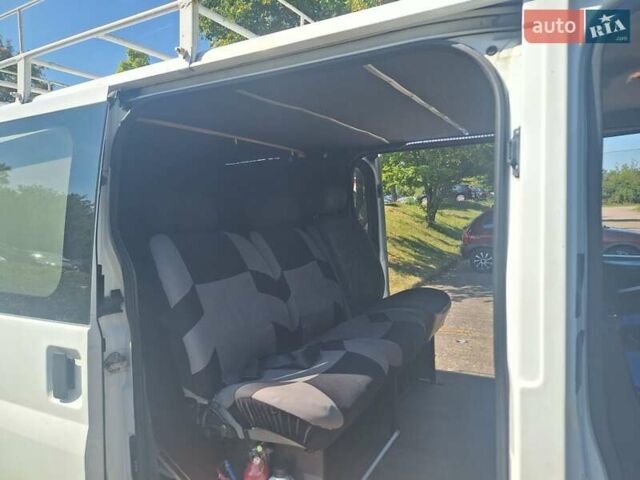 Белый Форд Транзит, объемом двигателя 2.2 л и пробегом 192 тыс. км за 5200 $, фото 10 на Automoto.ua