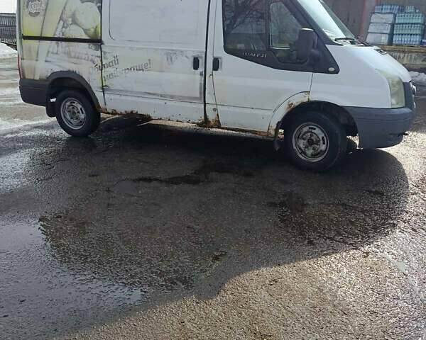 Белый Форд Транзит, объемом двигателя 2.4 л и пробегом 699 тыс. км за 4900 $, фото 3 на Automoto.ua