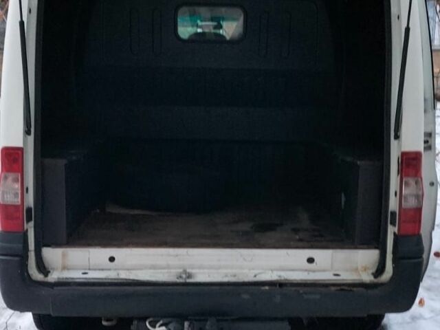 Белый Форд Транзит, объемом двигателя 2.4 л и пробегом 343 тыс. км за 7000 $, фото 8 на Automoto.ua