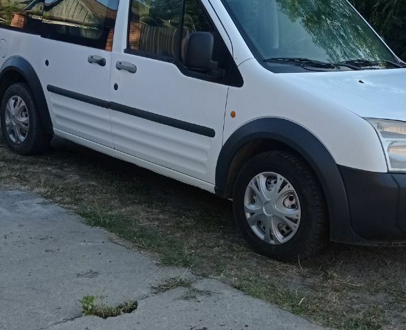 Белый Форд Транзит, объемом двигателя 1.8 л и пробегом 260 тыс. км за 4 $, фото 4 на Automoto.ua