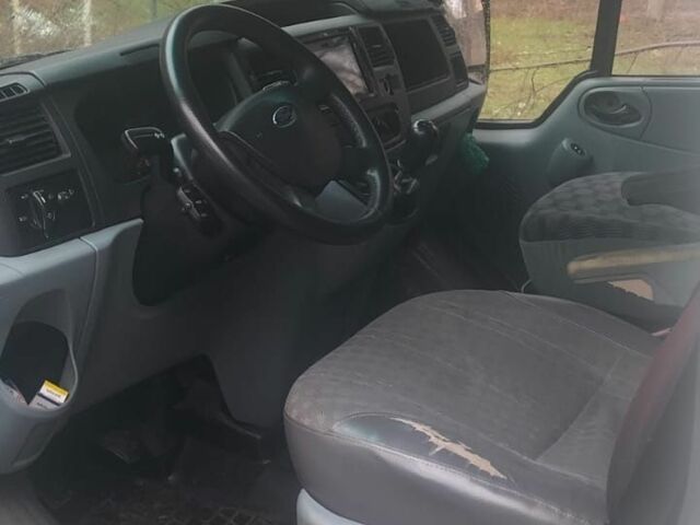 Белый Форд Транзит, объемом двигателя 2.4 л и пробегом 343 тыс. км за 7000 $, фото 13 на Automoto.ua