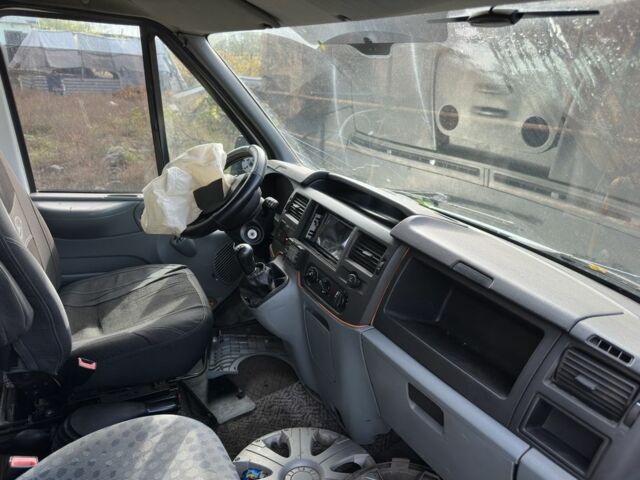 Форд Транзит 2007 в Каменское - Днепродзержинск на Automoto.ua Белый Форд Транзит, объемом двигателя 2.2 л и пробегом 320 тыс. км за 1000 $, фото 10 на Automoto.ua
