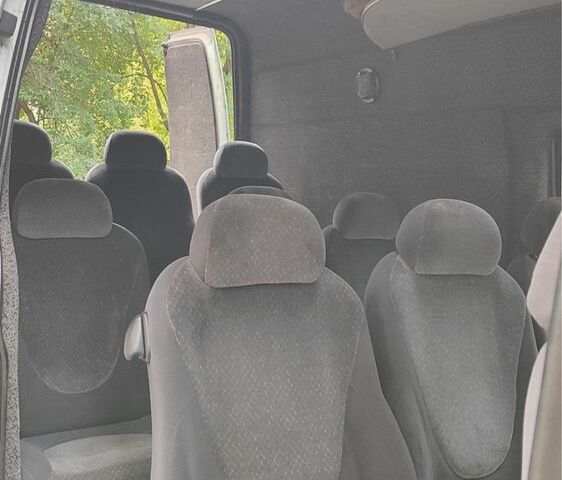 Білий Форд Транзит, об'ємом двигуна 2.2 л та пробігом 400 тис. км за 8536 $, фото 10 на Automoto.ua