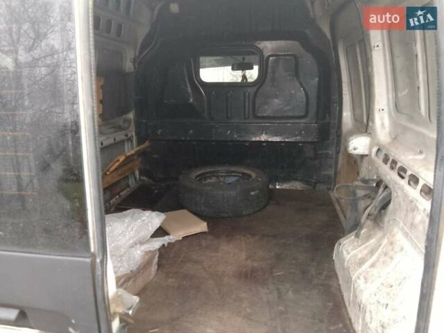 Білий Форд Транзит, об'ємом двигуна 1.8 л та пробігом 300 тис. км за 2600 $, фото 6 на Automoto.ua
