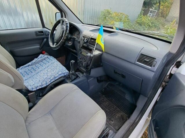 Белый Форд Транзит, объемом двигателя 1.8 л и пробегом 100 тыс. км за 5200 $, фото 4 на Automoto.ua