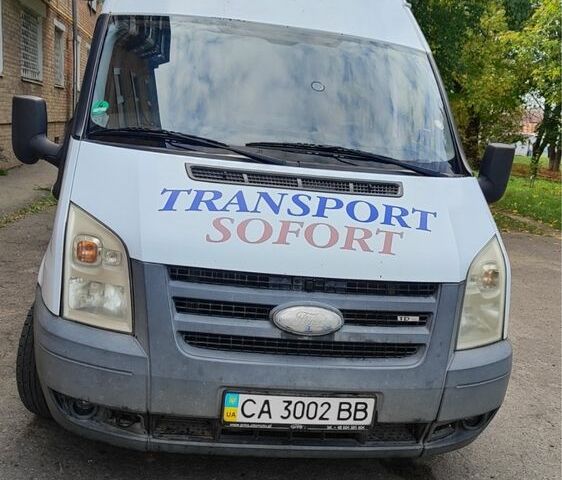 Білий Форд Транзит, об'ємом двигуна 2.2 л та пробігом 400 тис. км за 8536 $, фото 1 на Automoto.ua