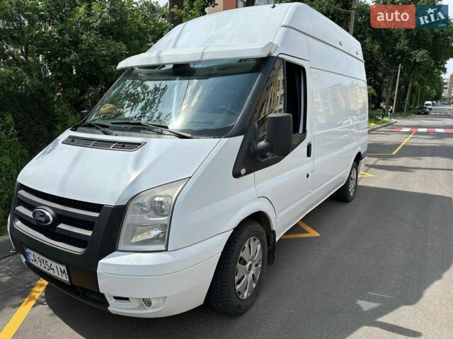 Білий Форд Транзит, об'ємом двигуна 2.4 л та пробігом 350 тис. км за 12400 $, фото 1 на Automoto.ua