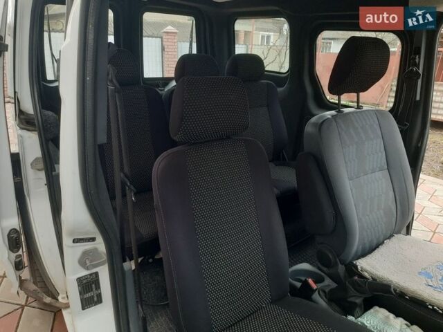 Белый Форд Транзит, объемом двигателя 1.8 л и пробегом 265 тыс. км за 5300 $, фото 8 на Automoto.ua