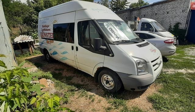 Белый Форд Транзит, объемом двигателя 2.2 л и пробегом 282 тыс. км за 6000 $, фото 1 на Automoto.ua