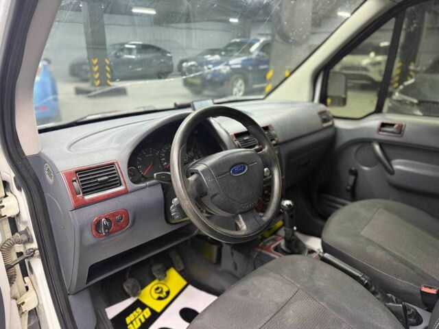 Форд Транзит 2007 у Чернівцях на Automoto.ua Білий Форд Транзит, об'ємом двигуна 1.8 л та пробігом 267 тис. км за 5000 $, фото 17 на Automoto.ua