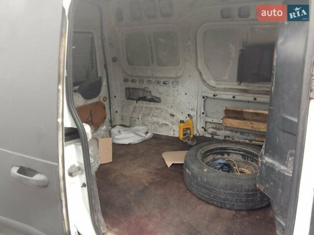 Білий Форд Транзит, об'ємом двигуна 1.8 л та пробігом 300 тис. км за 2600 $, фото 5 на Automoto.ua