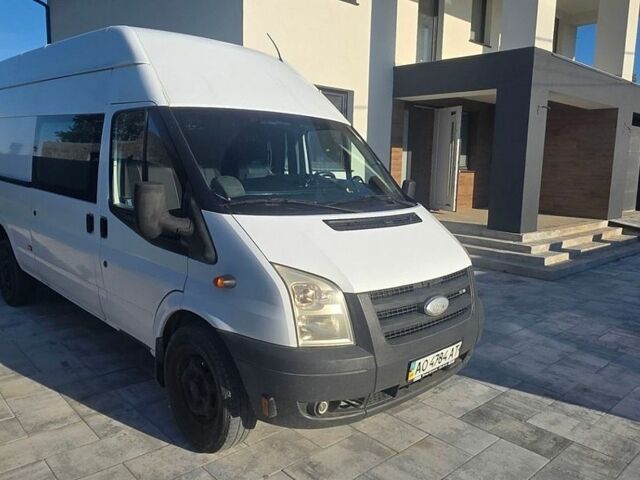 Білий Форд Транзит, об'ємом двигуна 2.4 л та пробігом 470 тис. км за 8500 $, фото 2 на Automoto.ua