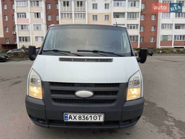 Білий Форд Транзит, об'ємом двигуна 2 л та пробігом 327 тис. км за 7000 $, фото 1 на Automoto.ua