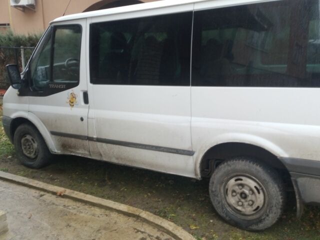 Белый Форд Транзит, объемом двигателя 2.2 л и пробегом 215 тыс. км за 8500 $, фото 1 на Automoto.ua