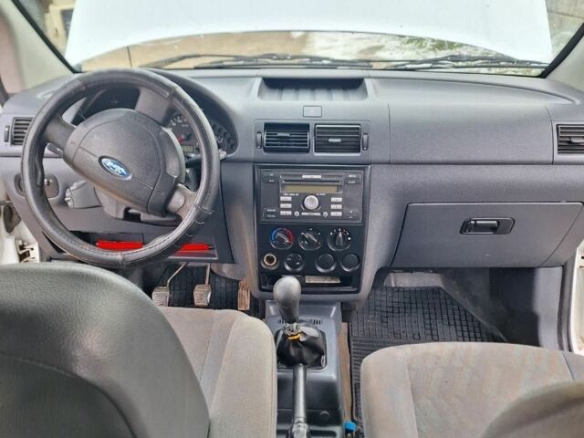 Білий Форд Транзит, об'ємом двигуна 1.8 л та пробігом 347 тис. км за 3500 $, фото 12 на Automoto.ua