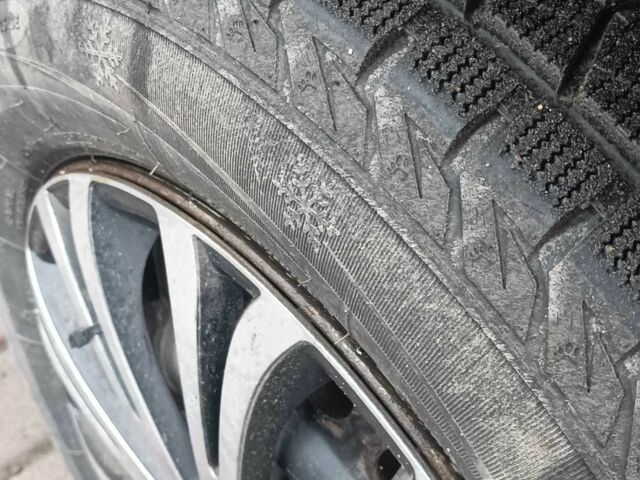 Белый Форд Транзит, объемом двигателя 1.8 л и пробегом 235 тыс. км за 4700 $, фото 1 на Automoto.ua