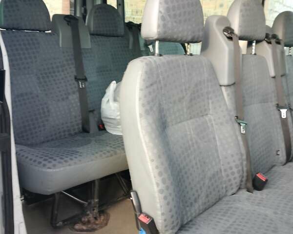 Білий Форд Транзит, об'ємом двигуна 2.2 л та пробігом 337 тис. км за 8200 $, фото 11 на Automoto.ua