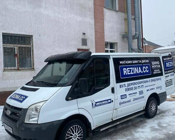 Белый Форд Транзит, объемом двигателя 2.2 л и пробегом 255 тыс. км за 5500 $, фото 2 на Automoto.ua