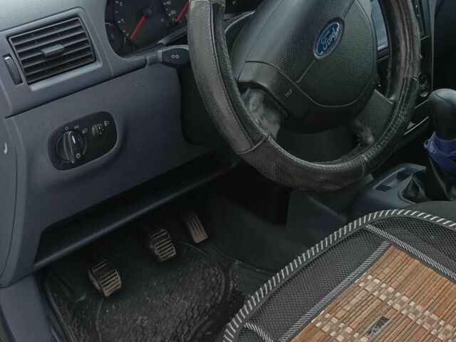 Белый Форд Транзит, объемом двигателя 1.8 л и пробегом 235 тыс. км за 4700 $, фото 12 на Automoto.ua