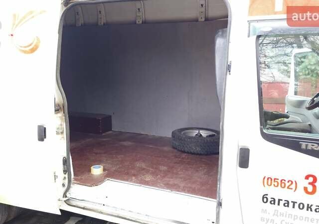 Белый Форд Транзит, объемом двигателя 2.4 л и пробегом 405 тыс. км за 8500 $, фото 6 на Automoto.ua