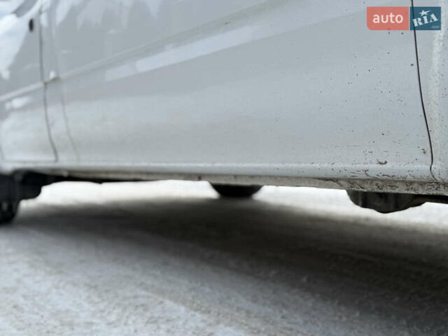 Белый Форд Транзит, объемом двигателя 2.2 л и пробегом 222 тыс. км за 6700 $, фото 10 на Automoto.ua