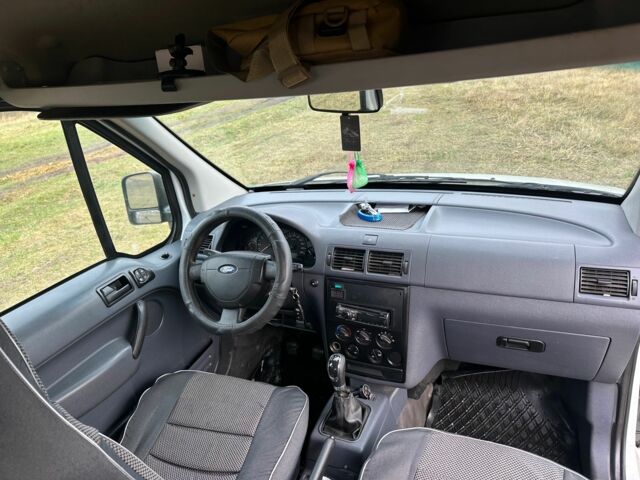 Белый Форд Транзит, объемом двигателя 1.8 л и пробегом 383 тыс. км за 4600 $, фото 8 на Automoto.ua