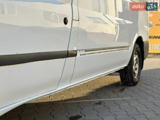 Білий Форд Транзит, об'ємом двигуна 2.2 л та пробігом 308 тис. км за 7900 $, фото 30 на Automoto.ua