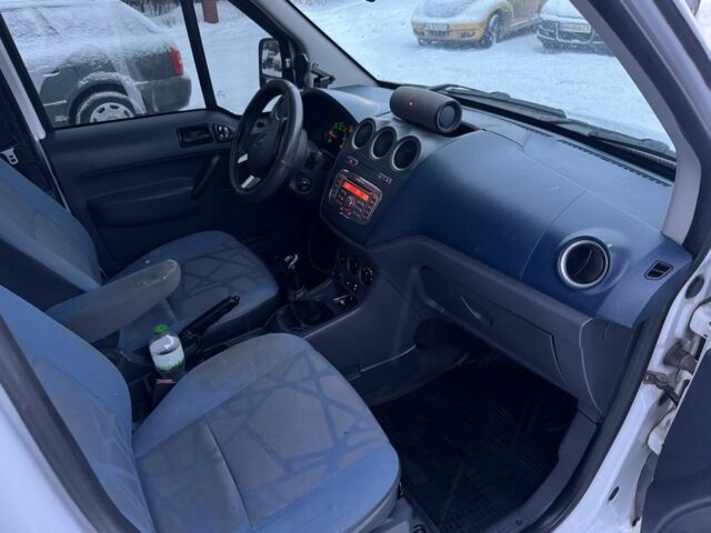 Білий Форд Транзит, об'ємом двигуна 1.8 л та пробігом 378 тис. км за 4600 $, фото 5 на Automoto.ua