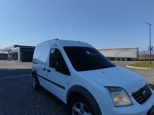Білий Форд Транзит, об'ємом двигуна 1.8 л та пробігом 240 тис. км за 3200 $, фото 2 на Automoto.ua