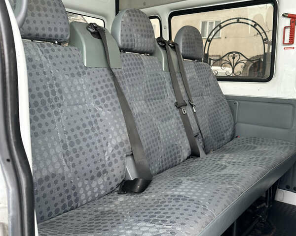 Белый Форд Транзит, объемом двигателя 2.2 л и пробегом 308 тыс. км за 8900 $, фото 40 на Automoto.ua