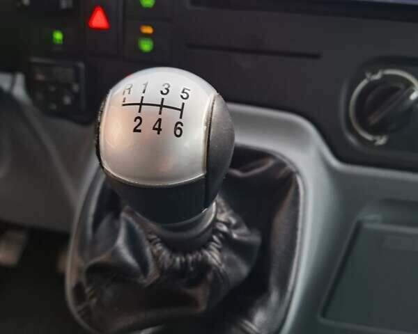 Белый Форд Транзит, объемом двигателя 2.2 л и пробегом 259 тыс. км за 8999 $, фото 14 на Automoto.ua