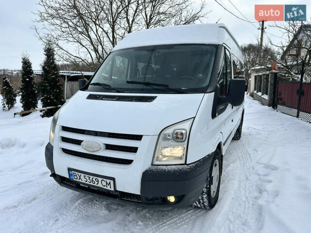 Белый Форд Транзит, объемом двигателя 2.2 л и пробегом 308 тыс. км за 8900 $, фото 2 на Automoto.ua