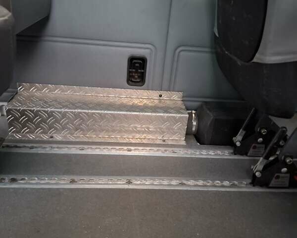 Белый Форд Транзит, объемом двигателя 2.2 л и пробегом 259 тыс. км за 8999 $, фото 24 на Automoto.ua