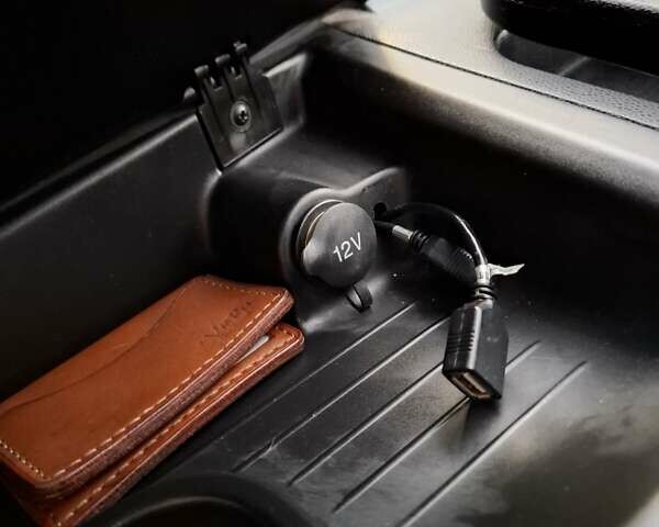 Белый Форд Транзит, объемом двигателя 2.2 л и пробегом 259 тыс. км за 8999 $, фото 40 на Automoto.ua