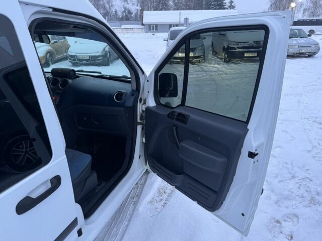 Білий Форд Транзит, об'ємом двигуна 1.8 л та пробігом 378 тис. км за 4600 $, фото 6 на Automoto.ua