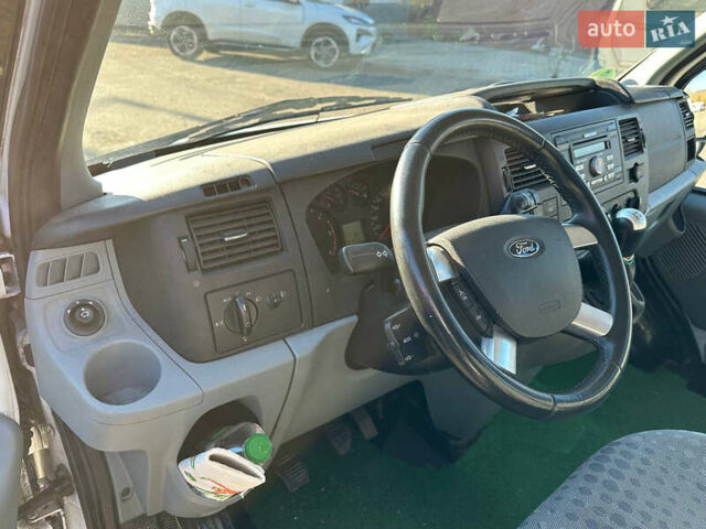 Белый Форд Транзит, объемом двигателя 2.2 л и пробегом 248 тыс. км за 9900 $, фото 18 на Automoto.ua