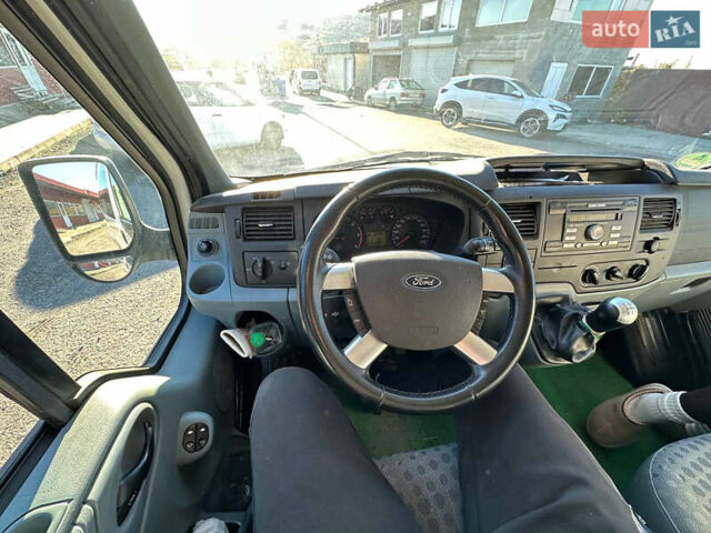 Белый Форд Транзит, объемом двигателя 2.2 л и пробегом 248 тыс. км за 9900 $, фото 33 на Automoto.ua