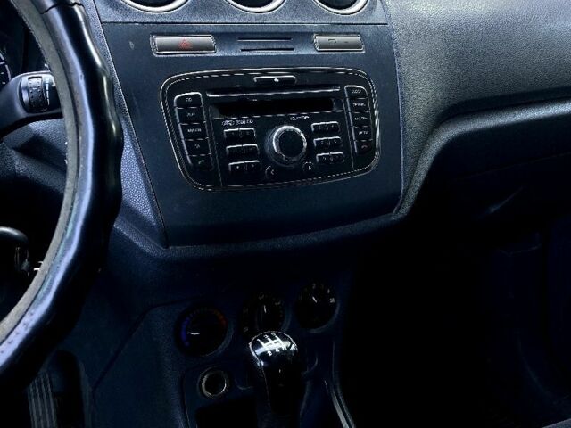 Белый Форд Транзит, объемом двигателя 1.8 л и пробегом 249 тыс. км за 4200 $, фото 7 на Automoto.ua