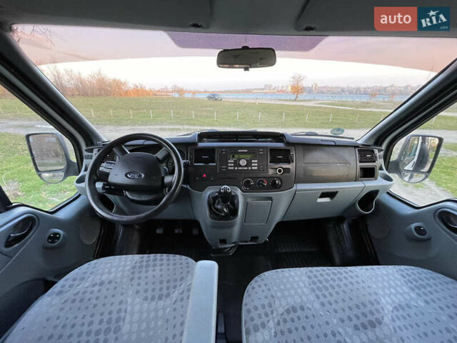 Білий Форд Транзит, об'ємом двигуна 2.2 л та пробігом 252 тис. км за 8600 $, фото 15 на Automoto.ua