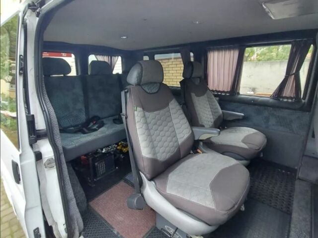 Білий Форд Транзит, об'ємом двигуна 2.2 л та пробігом 359 тис. км за 7800 $, фото 7 на Automoto.ua