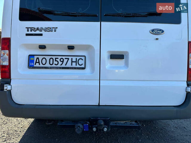 Белый Форд Транзит, объемом двигателя 2.2 л и пробегом 248 тыс. км за 9900 $, фото 16 на Automoto.ua
