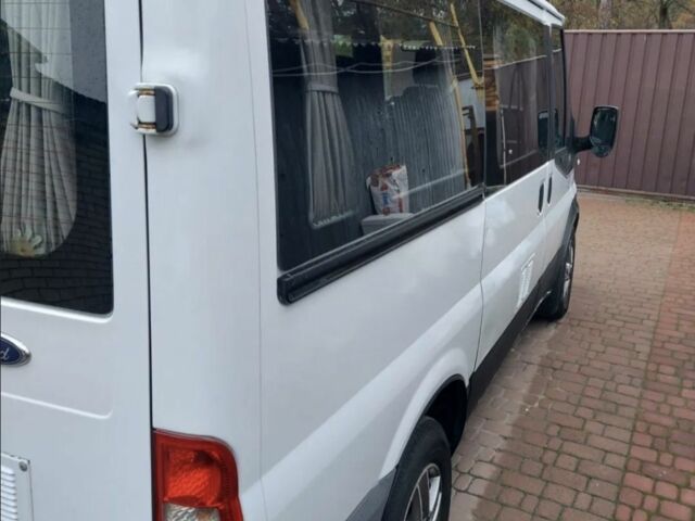 Білий Форд Транзит, об'ємом двигуна 2.2 л та пробігом 359 тис. км за 7800 $, фото 3 на Automoto.ua