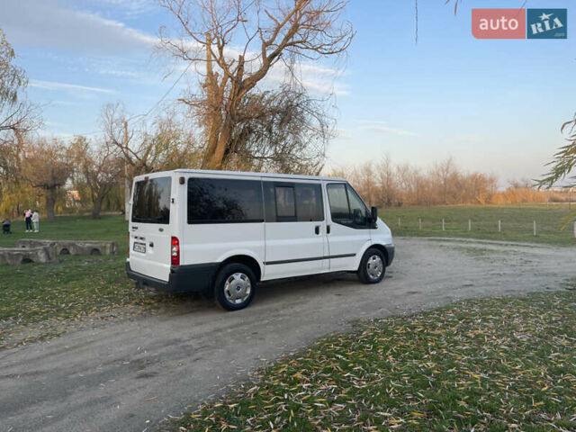 Білий Форд Транзит, об'ємом двигуна 2.2 л та пробігом 252 тис. км за 8600 $, фото 3 на Automoto.ua