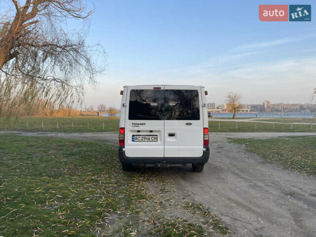 Білий Форд Транзит, об'ємом двигуна 2.2 л та пробігом 252 тис. км за 8600 $, фото 4 на Automoto.ua