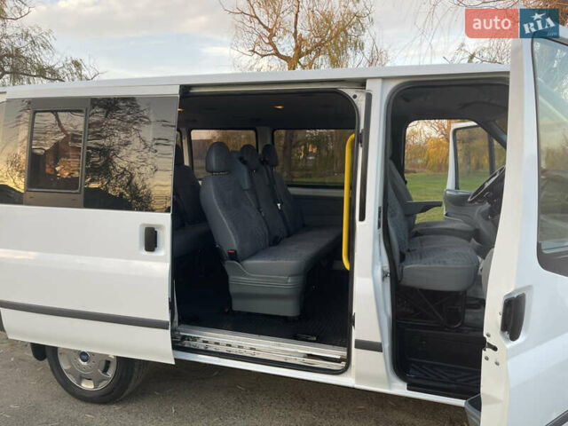 Білий Форд Транзит, об'ємом двигуна 2.2 л та пробігом 252 тис. км за 8600 $, фото 10 на Automoto.ua