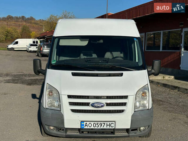 Белый Форд Транзит, объемом двигателя 2.2 л и пробегом 248 тыс. км за 9900 $, фото 6 на Automoto.ua
