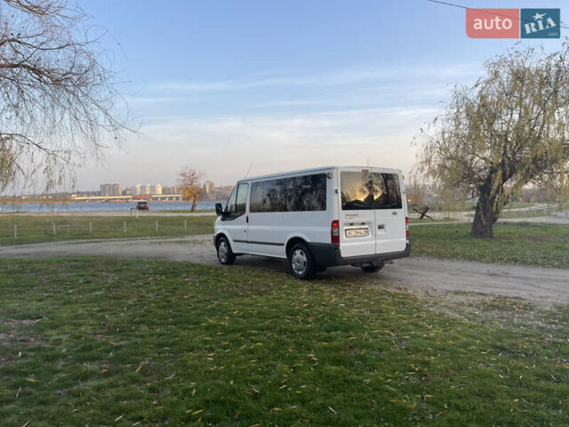 Білий Форд Транзит, об'ємом двигуна 2.2 л та пробігом 252 тис. км за 8600 $, фото 5 на Automoto.ua