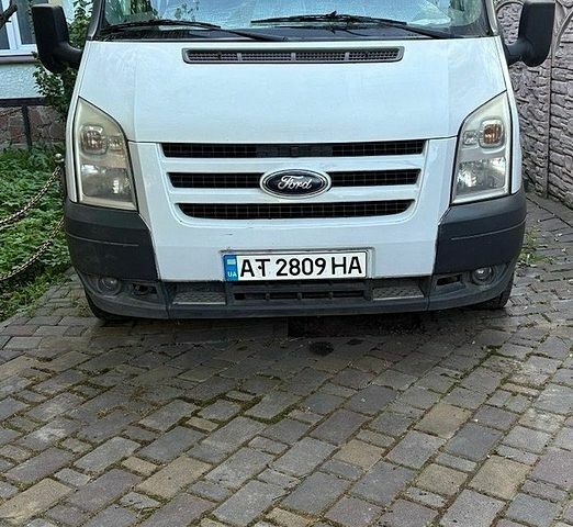 Білий Форд Транзит, об'ємом двигуна 2.2 л та пробігом 384 тис. км за 7600 $, фото 17 на Automoto.ua