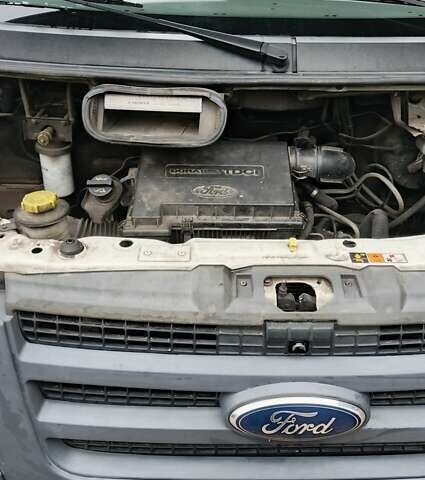 Білий Форд Транзит, об'ємом двигуна 2.2 л та пробігом 342 тис. км за 8600 $, фото 13 на Automoto.ua