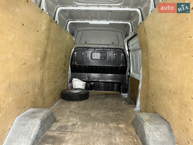 Білий Форд Транзит, об'ємом двигуна 2.5 л та пробігом 470 тис. км за 10000 $, фото 5 на Automoto.ua